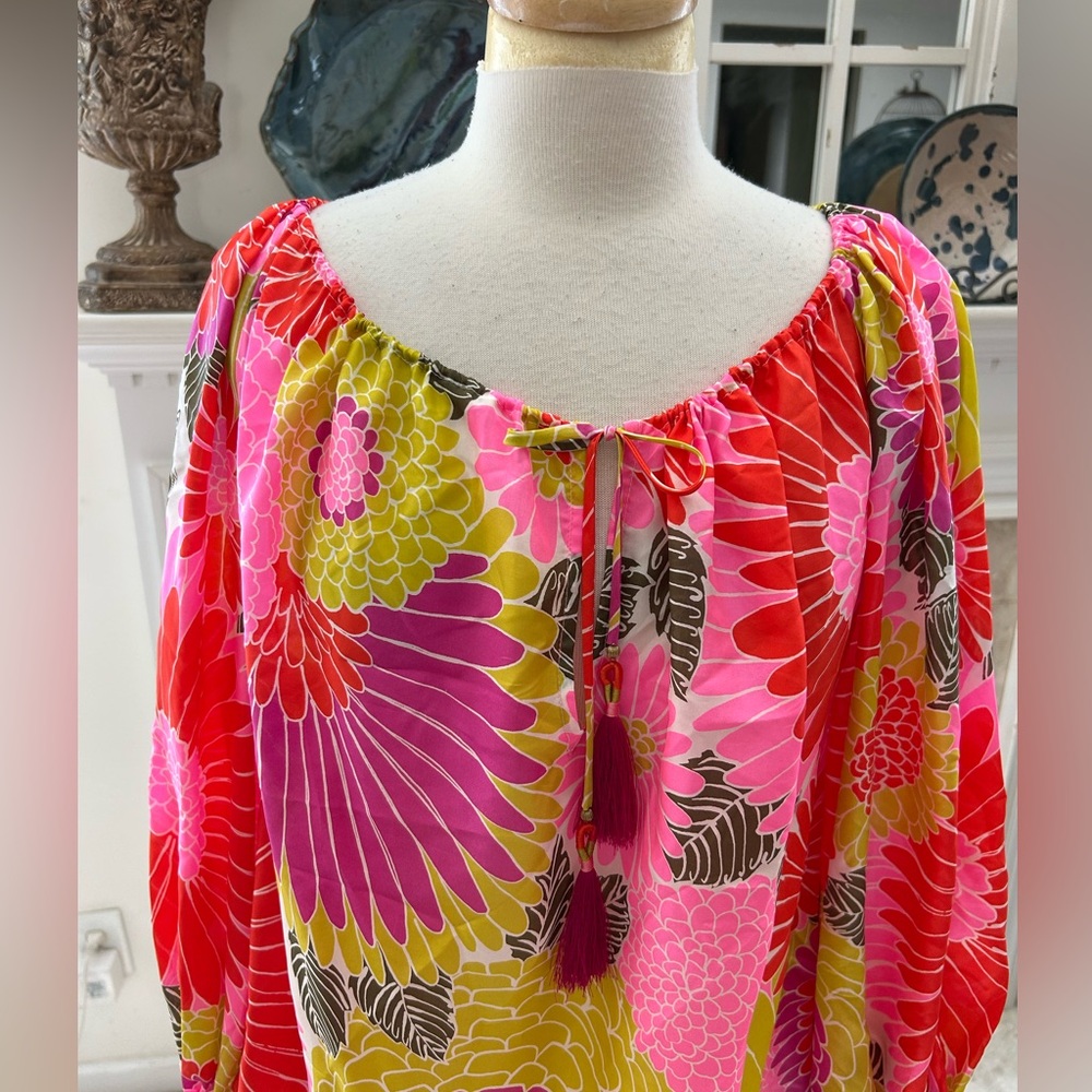 Trina Turk Vibrant Floral Exaggerated Sleeve Top - Picture 9 of 11